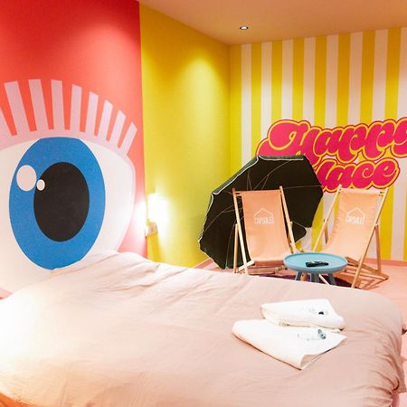 Capsule Girl Power Spa - Balneo - Sauna - Karaoke - Billard - 2 Chambres Charleroi Exterior foto
